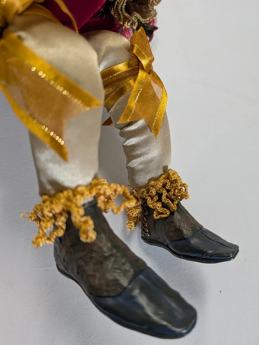 vintage MARK ROBERTS luxe 24